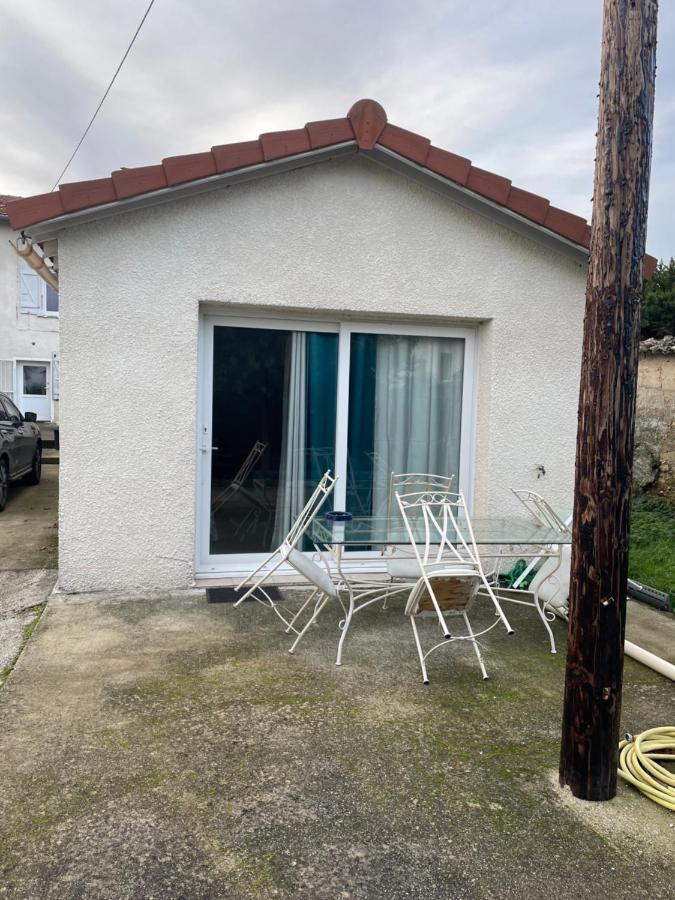 Maison T 2 Meuble Confort Proche Aeroport Pusignan Esterno foto